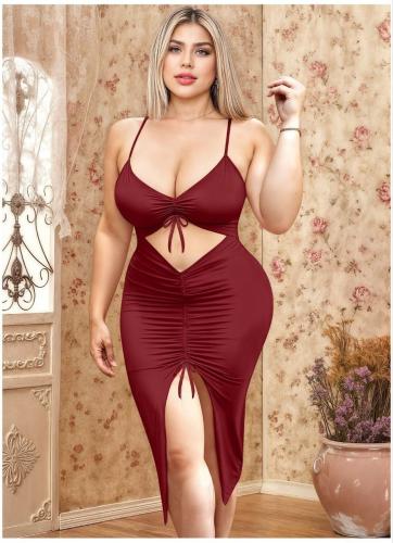 فستان طويل بتصميم جريء وقصة أنثوية - فتحة أمامية ق...