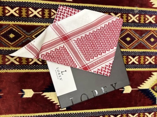 شماغ لوركس اسود انقليزي اصلي 2024