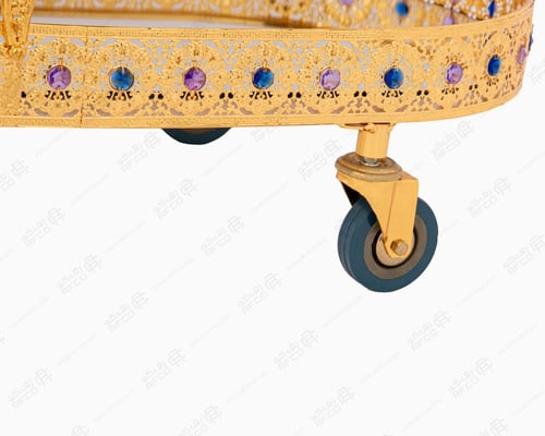 عربية تقديم عرائس شكل فراشة ذهبي