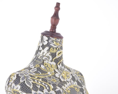 مانيكان فلين اسود مشجر