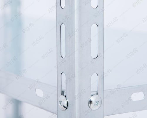 عمود رفوف مجلفن