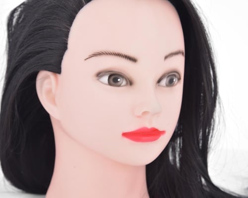 راس مانيكان نسائي شعر وملامح