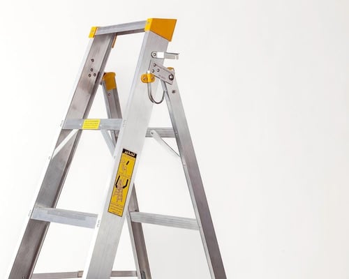 سلم مزايا المنيوم 5 درج