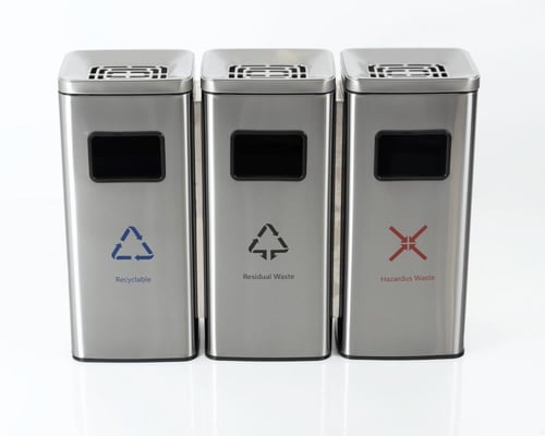 سلة فرز نفايات 3 حاويات مع طفايات سجائر استيل