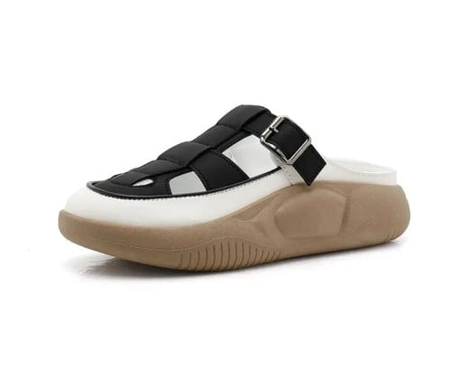 نعل جلد نسائي