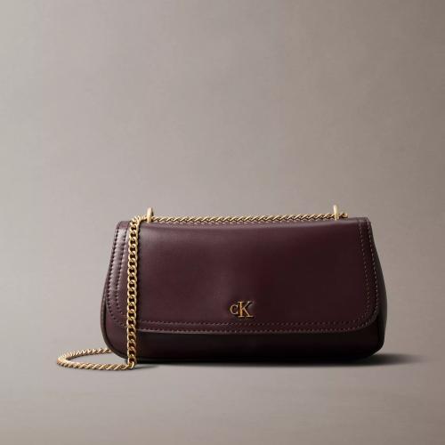 شنطة كالفن كلاين عنابية صغيرة