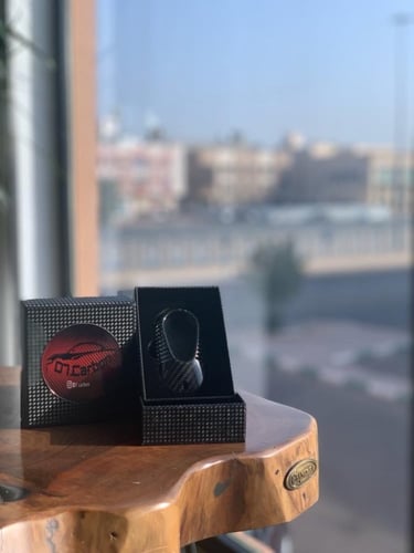 مرسيدس الجوهرة الجديدة كاربون فايبر