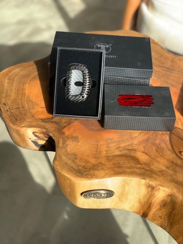 كاربون فايبر لمفتاح هيونداي (أربع أزرار)