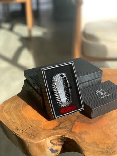 كفر كاربون فايبر لمفتاح BMW القديم