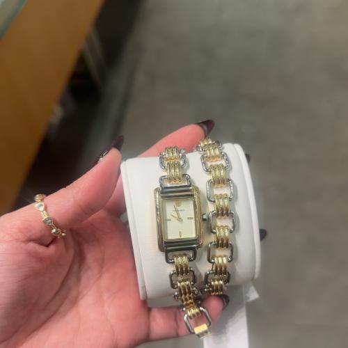 ساعه توري بورش