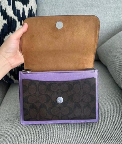 شنطة نسائية كوتش