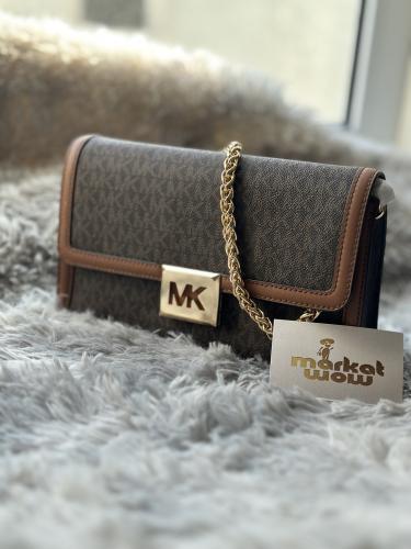 حقيبه مميزه من مايكل كورس