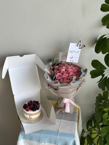 باقة لطيفة و كيكة جاناش | Nice bouquet and ganache...