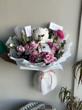 دبدوب و شوكلاته مع ورد | Teddy bear and chocolate...