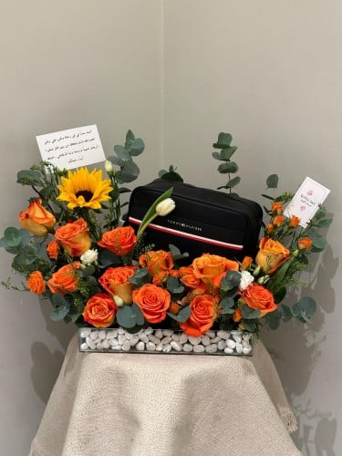 تنسيق شنطة تومي و ورد | Tommy bag and roses arrang...