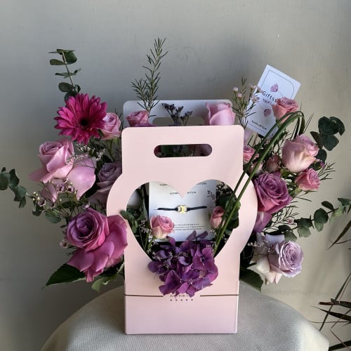 توري بورش بشكل بوكس قلب | Tory Burch in heart box...