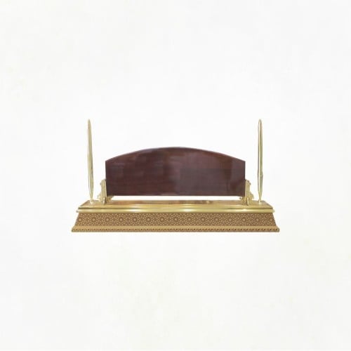 لوحة مكتب خشبية