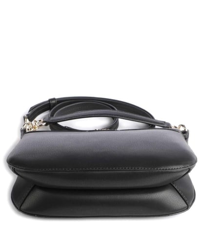 شنطة من دكني