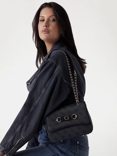 شنطة من جيس