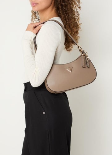 شنطة من جيس