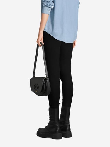 شنطة من جيس