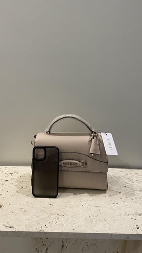 شنطة من جيس