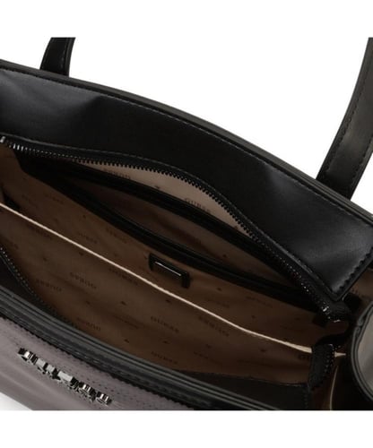 شنطة من جيس