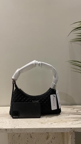 شنطة من جيس