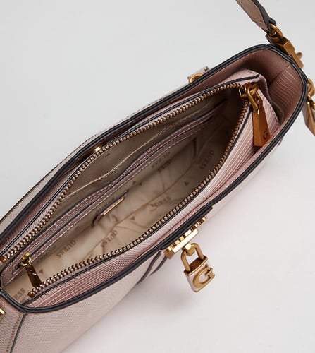 شنطة من جيس