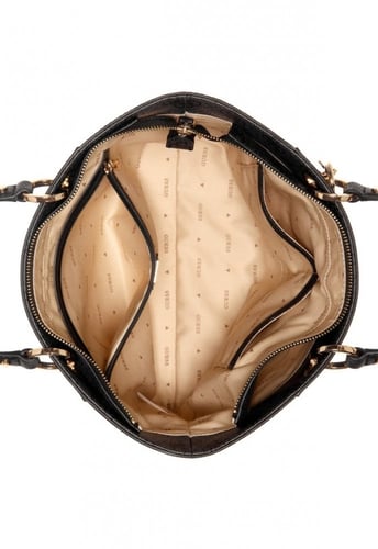 توت باق من جيس صغيرة