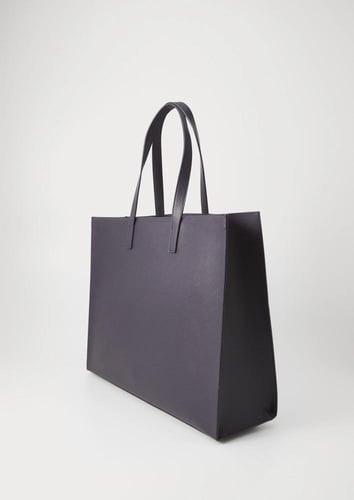 شنطة من تيد بيكر