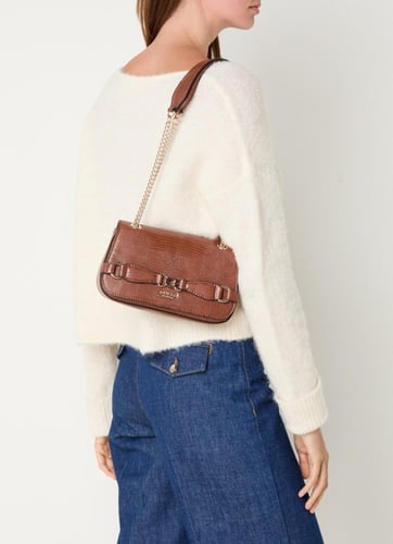 شنطة من جيس