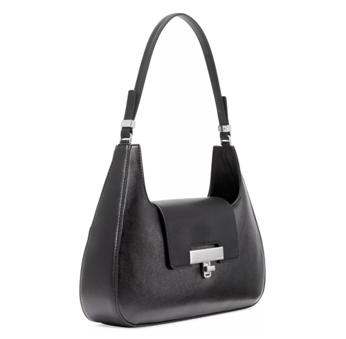 شنطة من كالفن كلاين