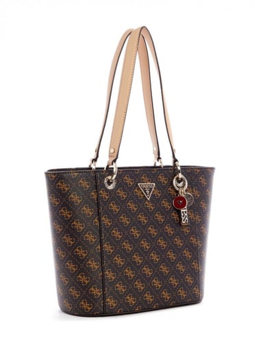 توت باق من جيس صغيرة