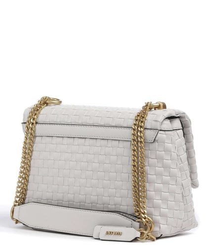 شنطة من جيس