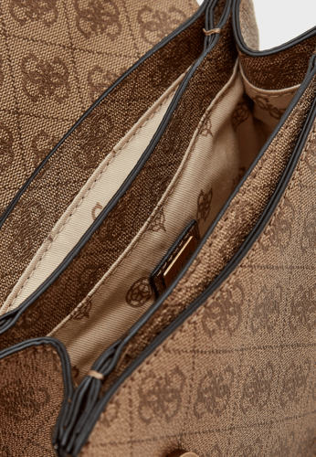 شنطة من جيس