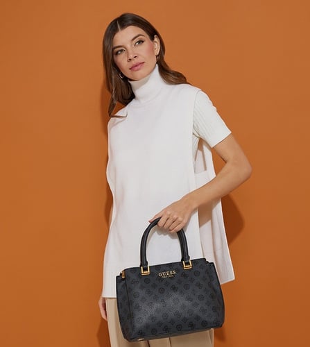 شنطة من جيس