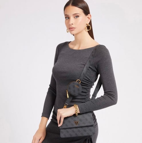 شنطة من جيس