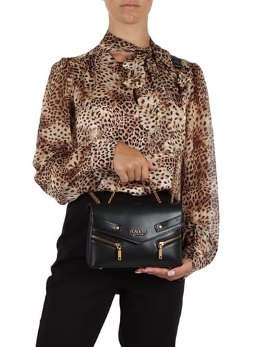 شنطة من جيس