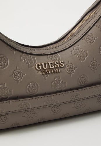 شنطة من جيس