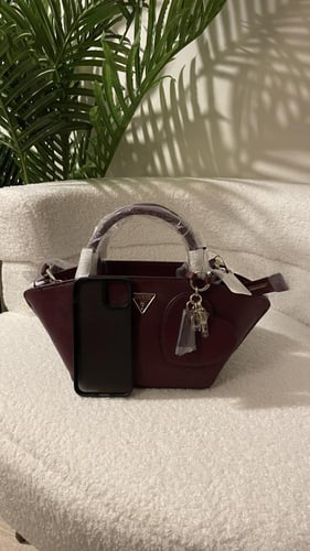 شنطة من جيس