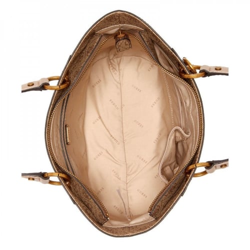 توت باق من جيس صغيرة