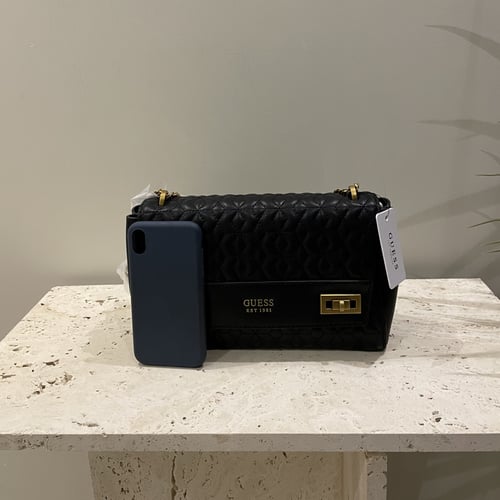 شنطة من جيس