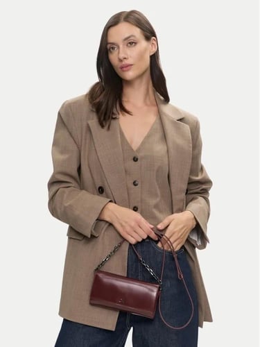 شنطة من كالفن كلاين ميني