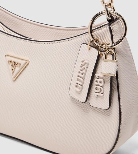 شنطة من جيس