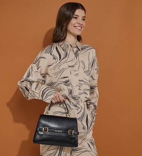 شنطة من جيس