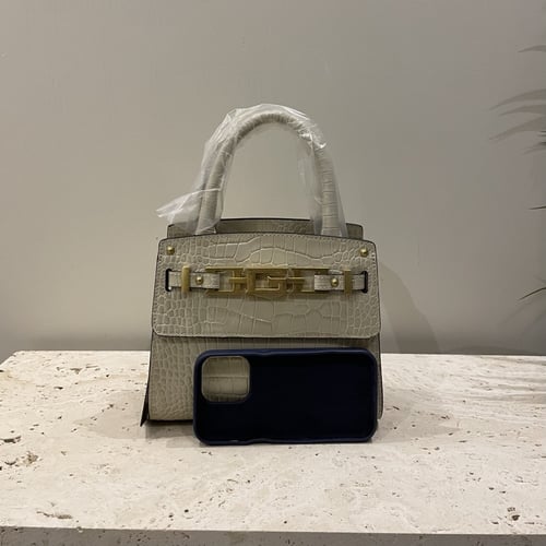 شنطة من جيس