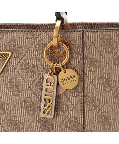 توت باق من جيس صغيرة