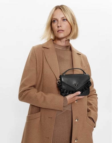 شنطة من جيس