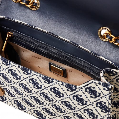 شنطة من جيس